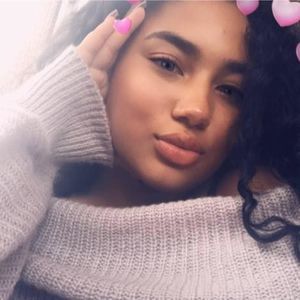 Meet your Posher, Alycia